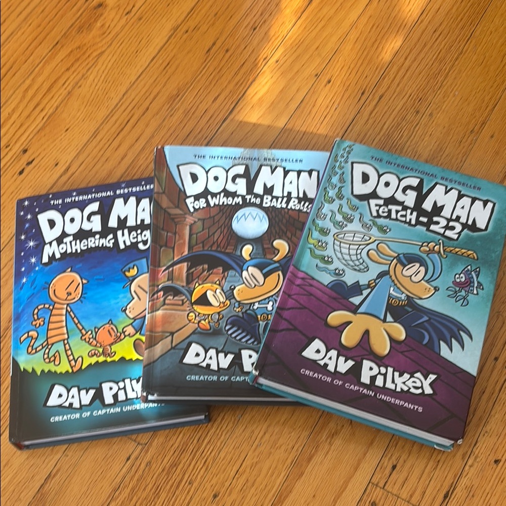 Dog Man Book Set by - Multicolor